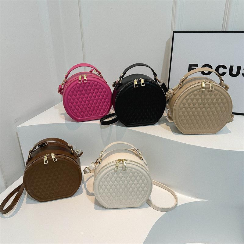 Fashion Women'S Bag Pressure Shell Portable Small Round Bag Niche Versatile Shoulder Bag Texture Foreign Style Messenger Bag