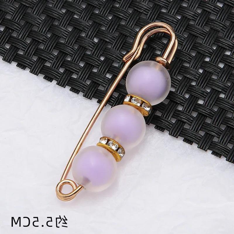 Waist Pin Accessory Brooch for Adjusting Clothing Fit and Preventing Exposure