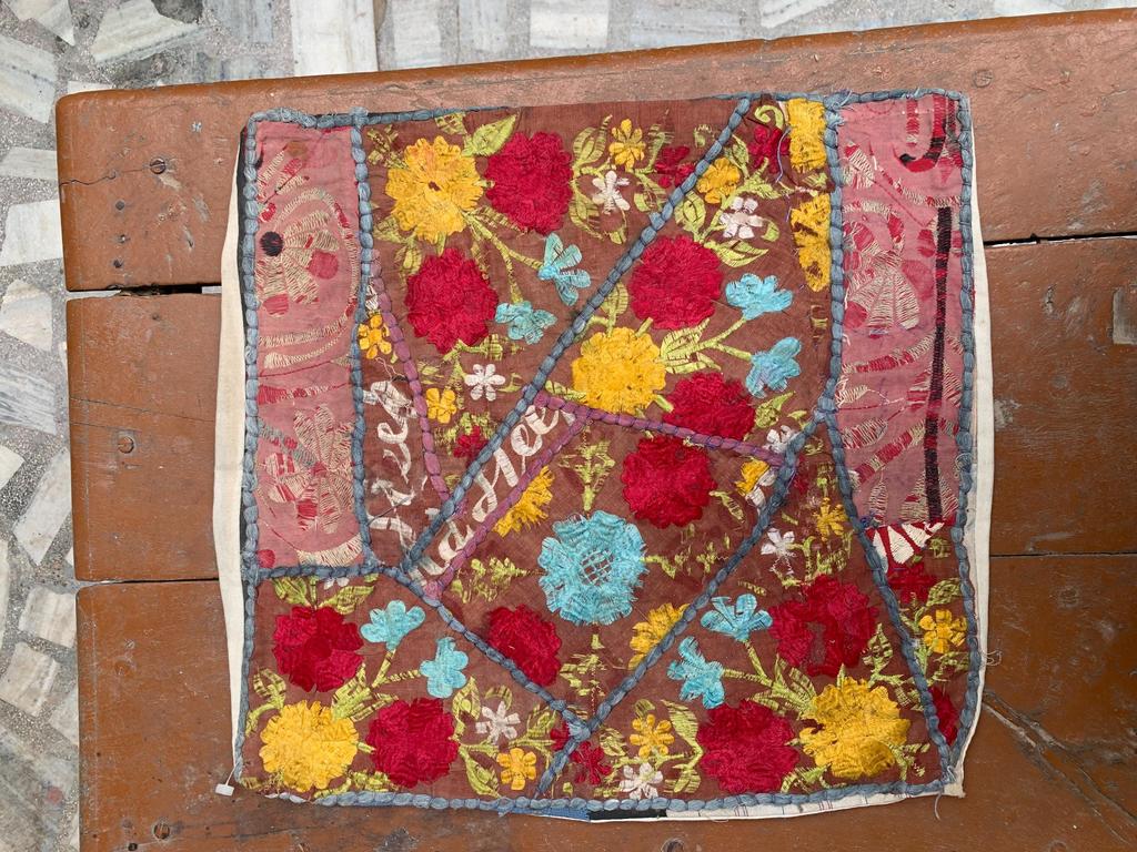 Bawełniana poszewka na poduszkę ręcznie haftowana: Dekoracyjna Poduszka Boho 40