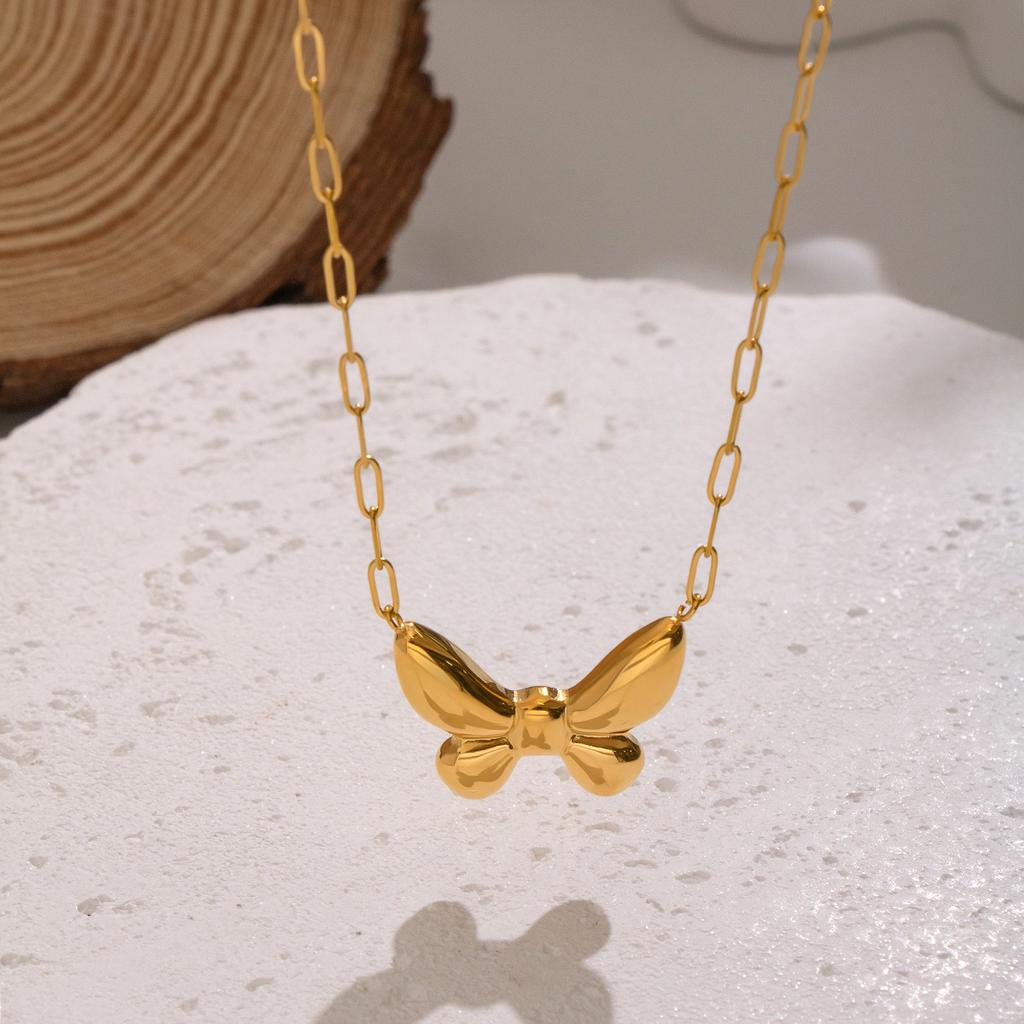 Yori Trendy Stainless Steel Butterfly Pendant Necklace Fashion Chic Sexy Jewelry Waterproof Wholesale Gift for Women New