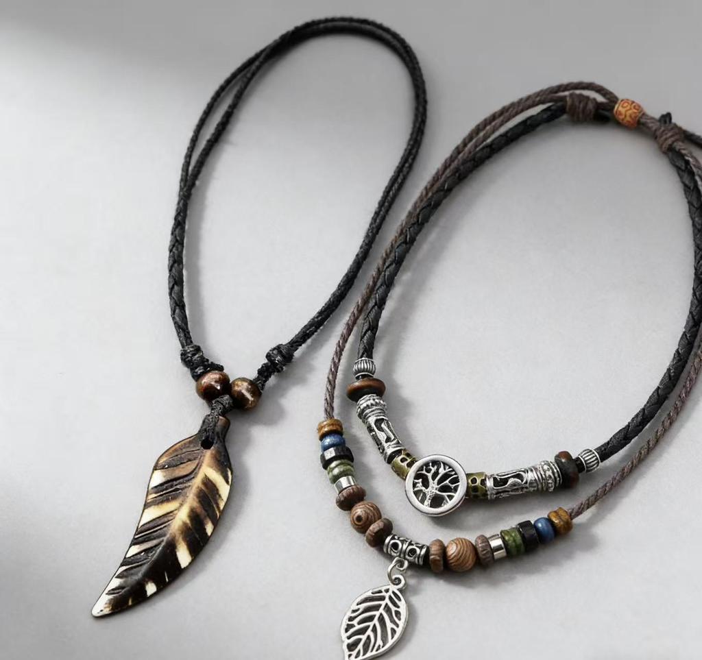 Retro Tree of Life Pendant with Rosewood Pull-out Leather Necklace - European Multi-layer Design