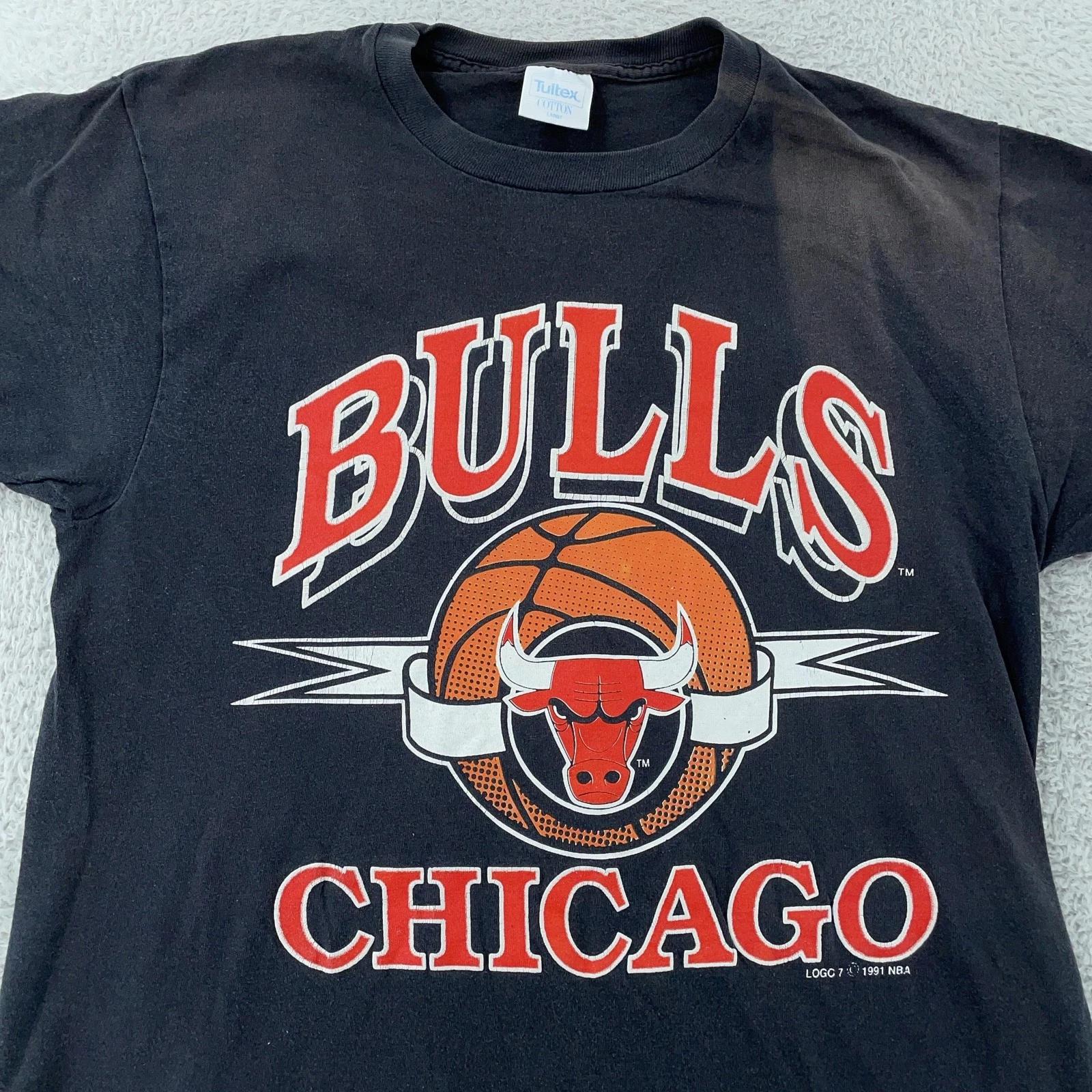 

Vintage Chicago Bulls Shirt M/L Black NBA Basketball Logo 7 1991 Tee 90s XL