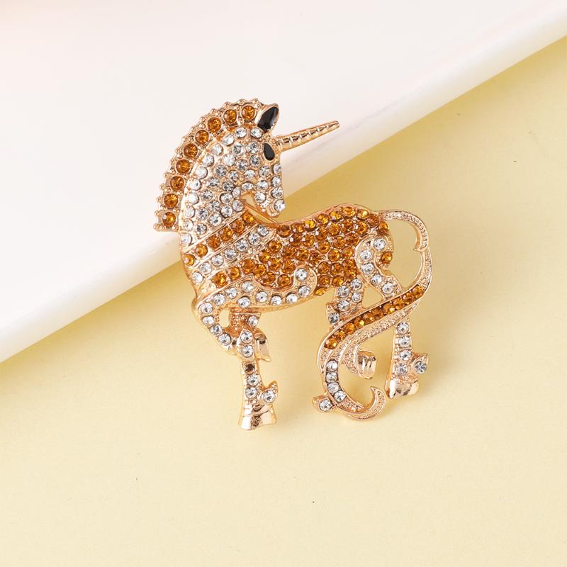 

Exquisite Animal Horse Brooches For Women Clothing Coat Accessries Gifts