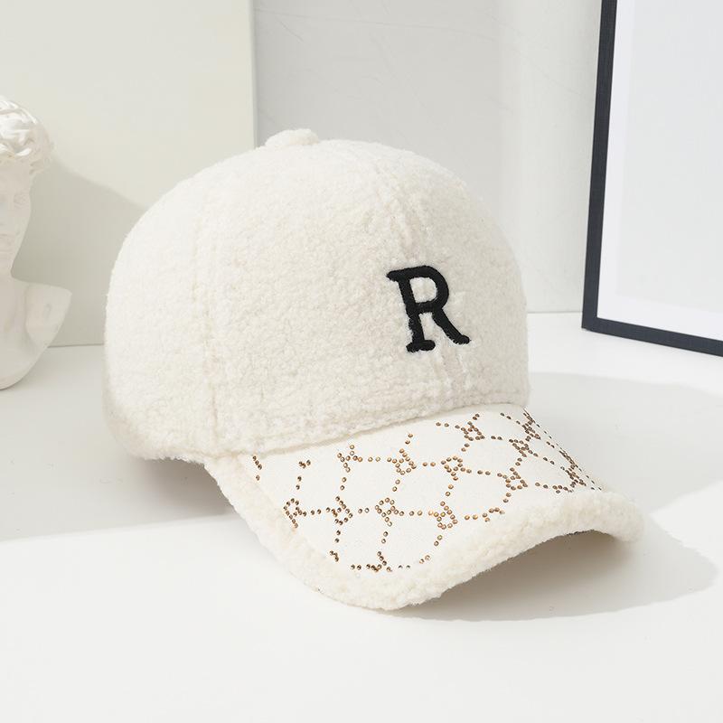 

Бейсболка с декоративными буквами из овечьего меха и плюша для осенне-зимнего сезона, утепленная флисом, подходит для повседневной бейсболки, солнцезащитной шляпы (54-59cm) Adjustable белый