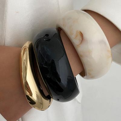 Salircon Vintage Irrégulier Résine Charms Manchette Bracelet Manchette pour Femmes Mode Hip Hop Métal Large Géométrique Fête Manchette Bijoux