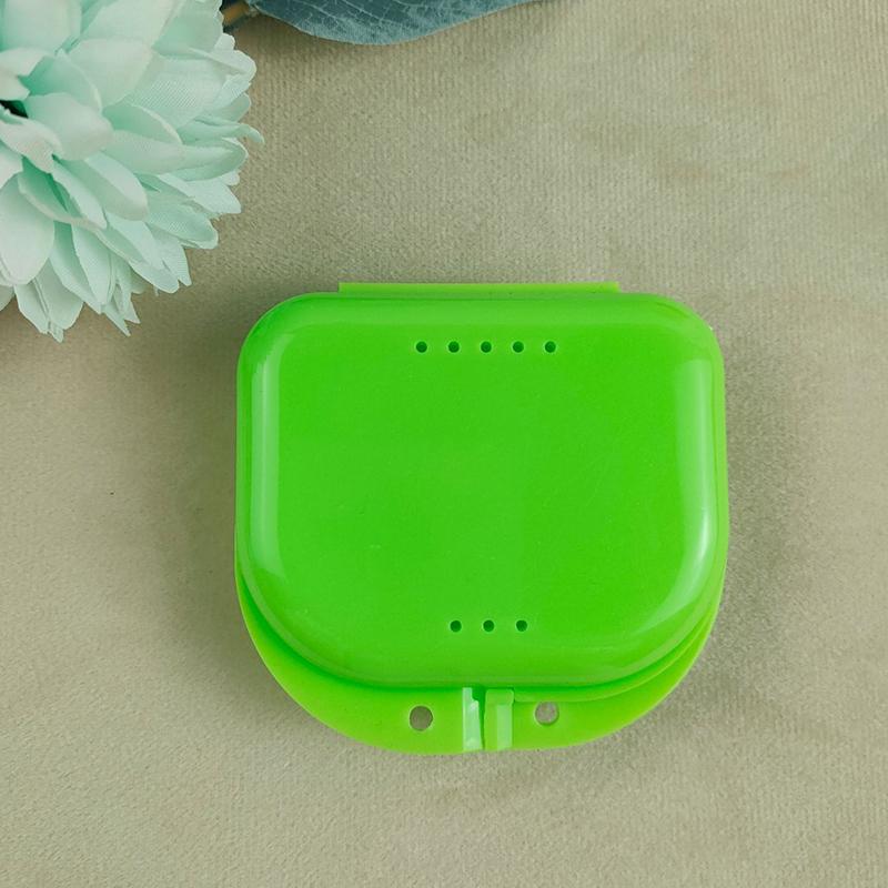 Portable Plastic Cases Denture Box Oral Cavity Cleaning Denture Storage Case Mini Tooth Clean Sanitary Drainable Storage Box