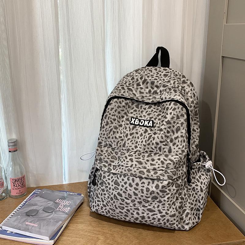 Sommermode Rucksack aus Nylon mit großer Kapazität für Mädchen - Trendiger Schulrucksack