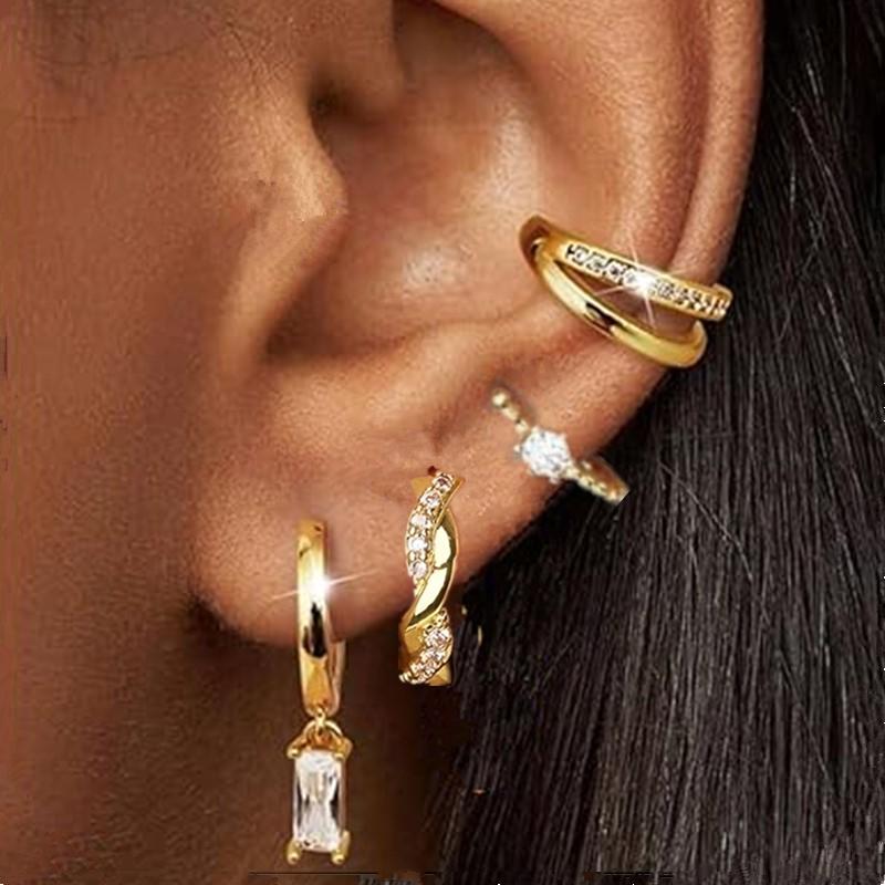4PCS Shiny Crystal Tragus Huggie Earring Set Fashion Zircon Cartilage Hoop Earrings Helix Piercing Bulk Flower Lobe Ear Stud Lot