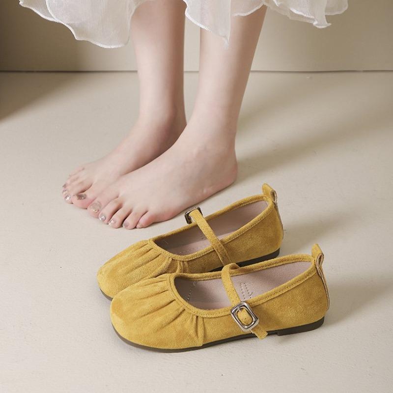 Temperament runde Zehenpartie plissierte Mary Jane Schuhe Herbst und Winter neue Schnalle flache Schuhe Damenrock Doudou Schuhe