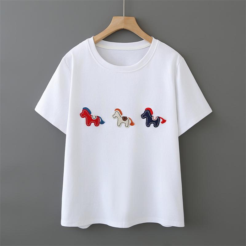 

2026 Plus Size Cotton T-Shirt with Horse Patch - Short Sleeve, Round Neck, Fashionable Top for Fat Girls 4XL белый