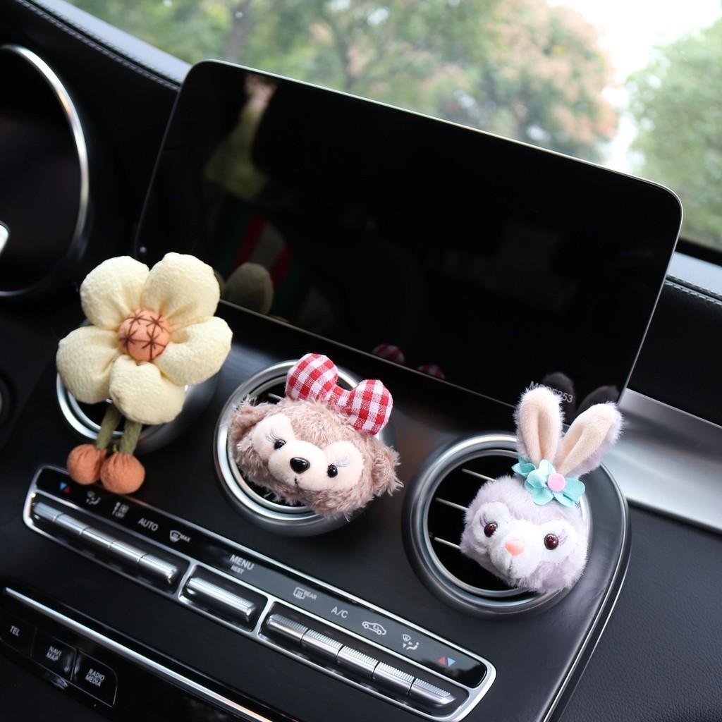 Cute Cartoon Car Air Vent Aromatherapy Clip Decorative Interior Car Accessory