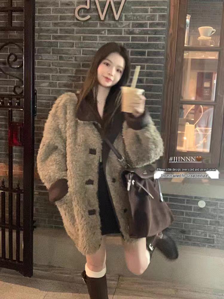 HEYGIR Black Double-Sided Leather Fur Motorcycle Jacket: Women's Winter Warm Loose Fit.