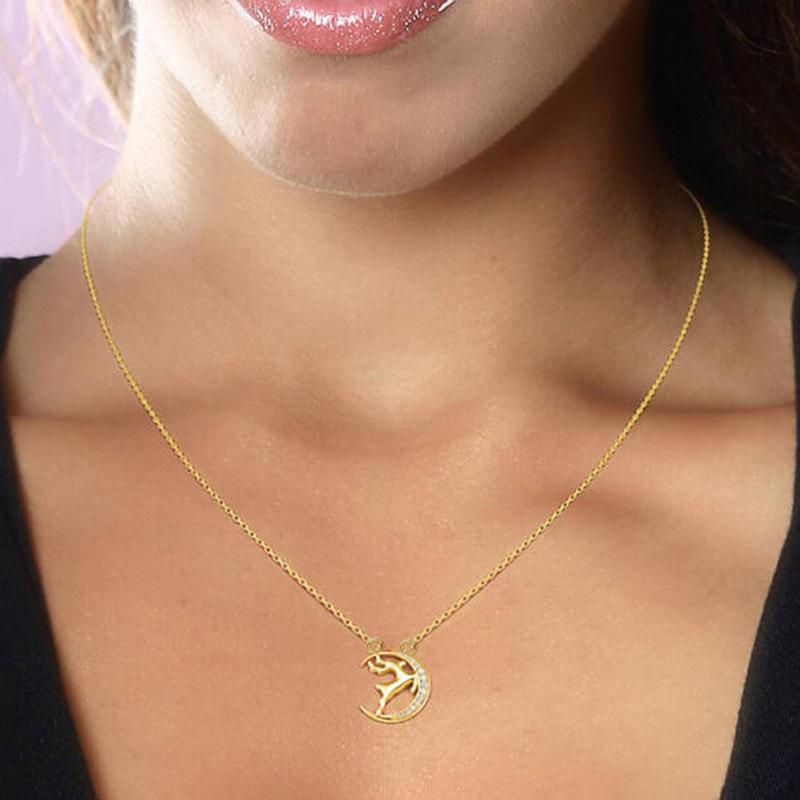 Deer Moon Necklace, Micro-Inlaid Zircon Pendant, Fashionable And Sweet Daily Accessories