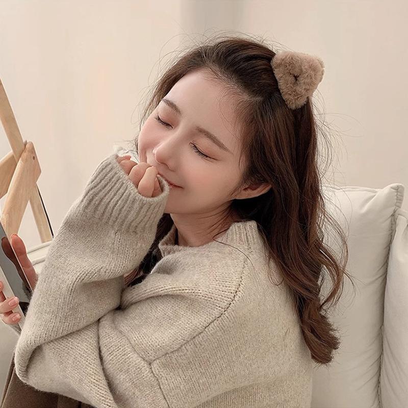 2Pcs Plush Cat Ears Hair Claw Women Side Clip Broken Hair Small Grab Clip Sweet Cute Princess Head Shark Clip Hairpin Headwear