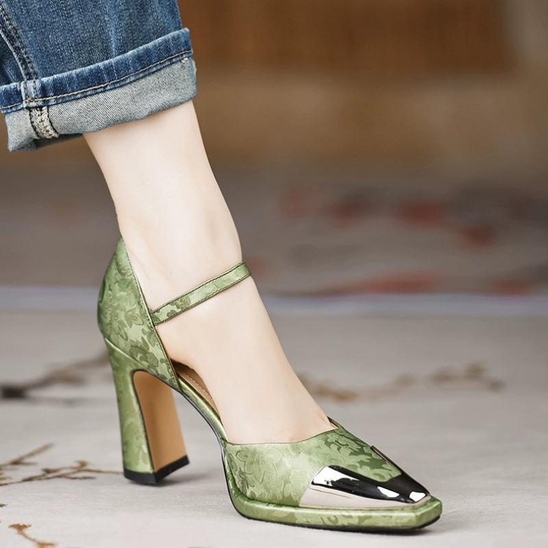 

Spring and summer new metal square head thick heel hollow Mary Jane shoes silk black high heel sandals women 39 зелёный