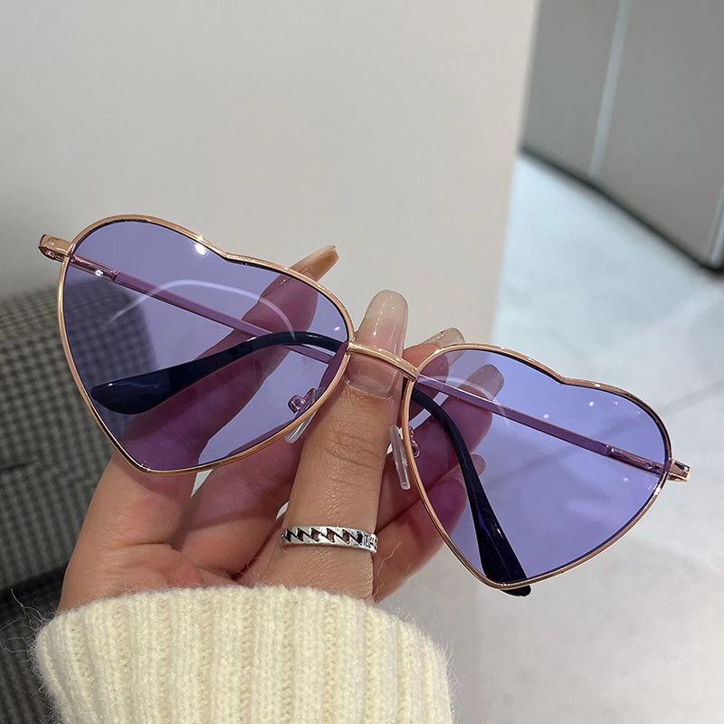 Sunglasses Female Love Glasses Photo Street Shot Summer Heart Type Man Too Glasses Retro Girl Cute