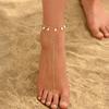 Zierliches Elegantes Mehrreihiges Goldfarbenes Zehen-Fußkettchen für Damen Kunstperlen-Anhänger Bohème Sommer Strandurlaub Tägliche Wear Schmuck