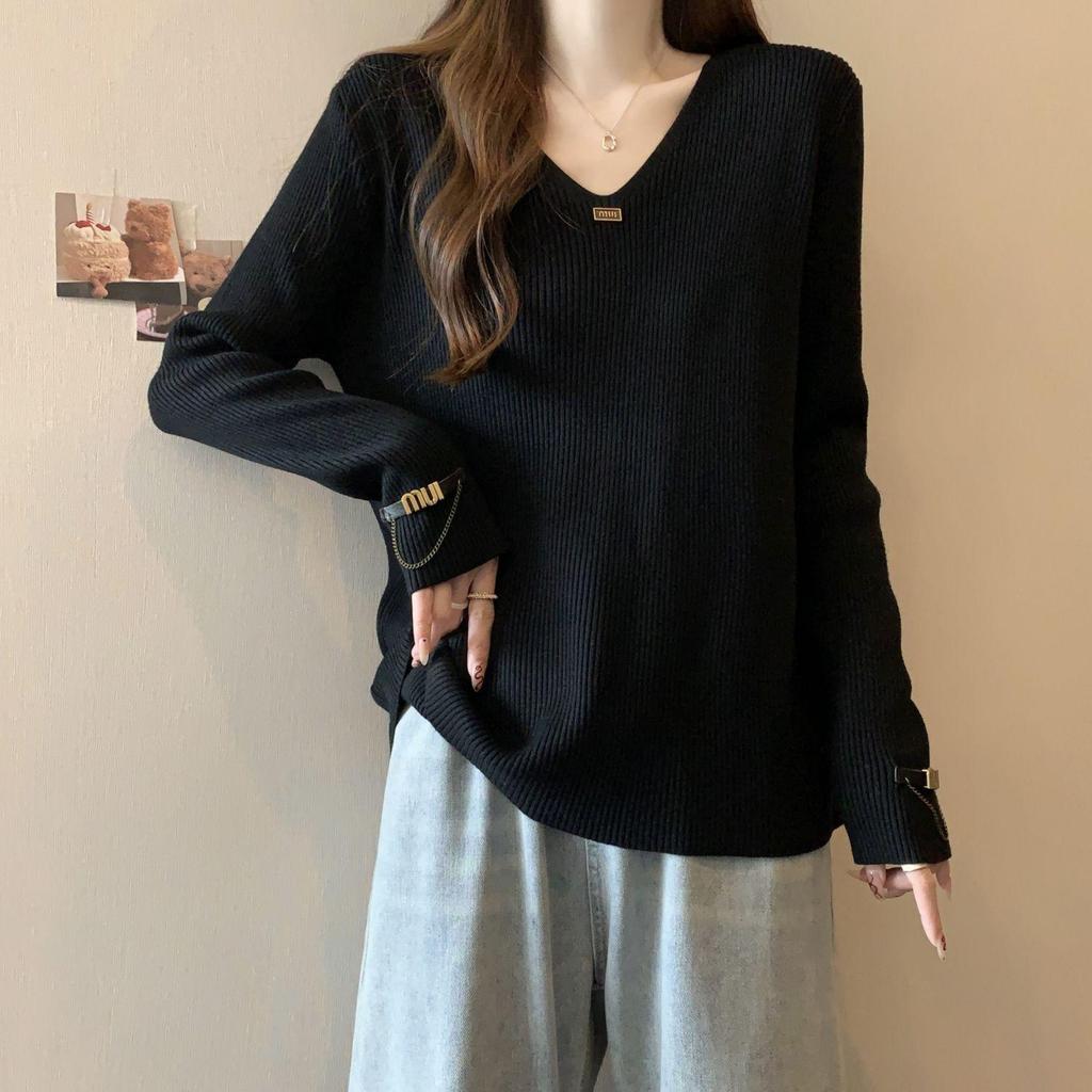 Women's Plus Size Ribbed V-Neck Long Sleeve T-shirt - Slimming, Loose Fit, Thickened for Warmth, Ideal for Autumn and Winter.