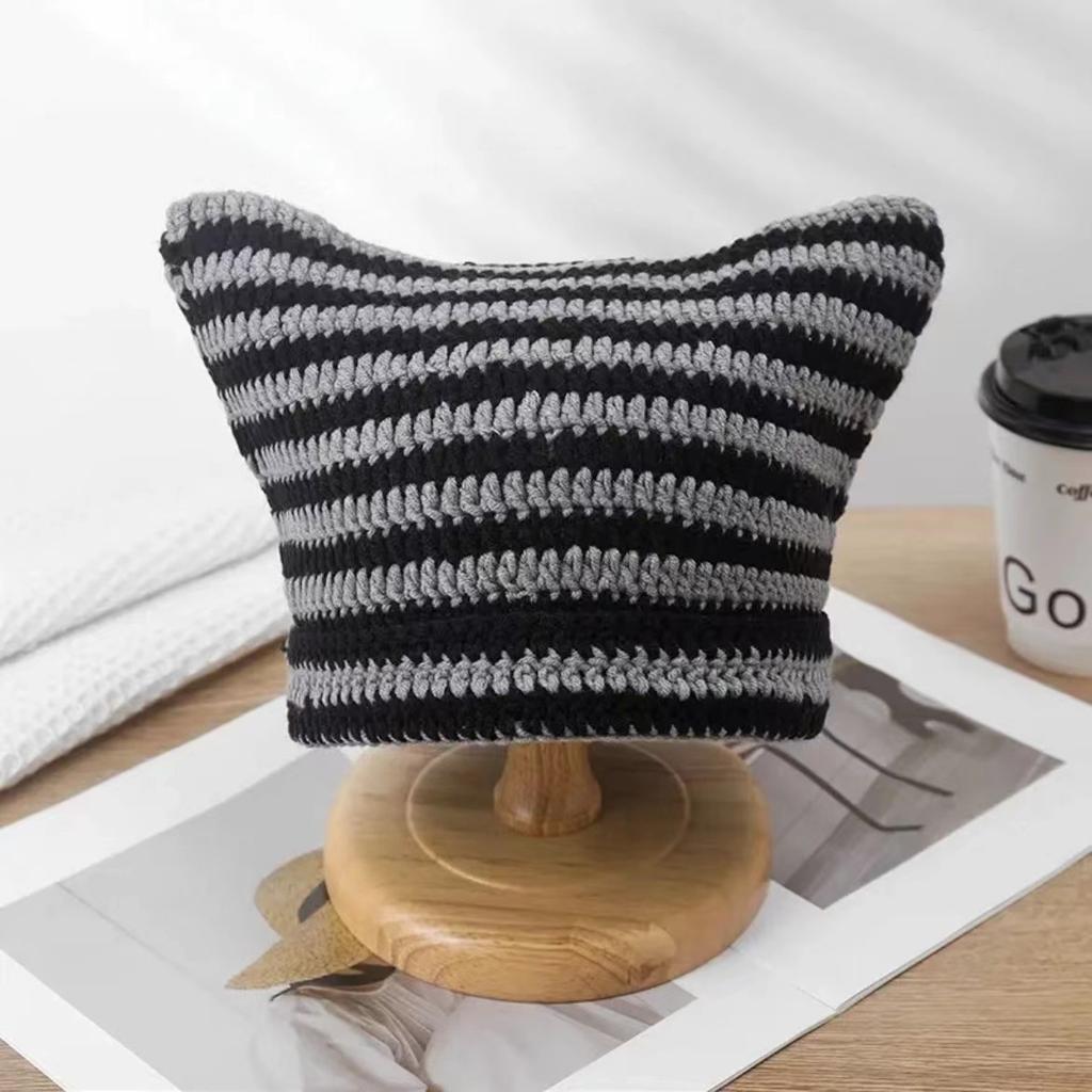 American-style cute cat-ear striped handmade knitted wool hat for women, new autumn and winter playful little devil headwrap hat