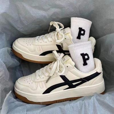 Damenschuhe – Sneaker