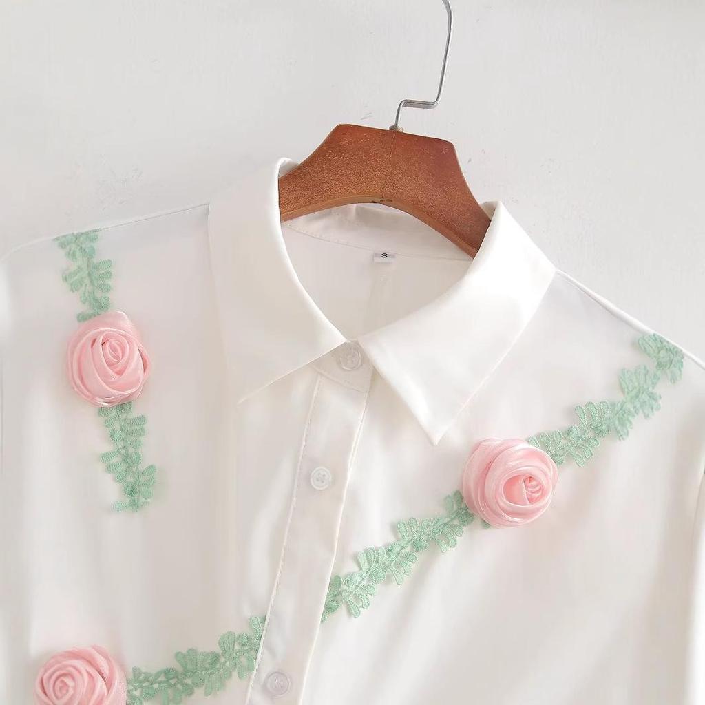 Women's 2024 Winter Fashion Floral Lace Waist-Hugging Shirt