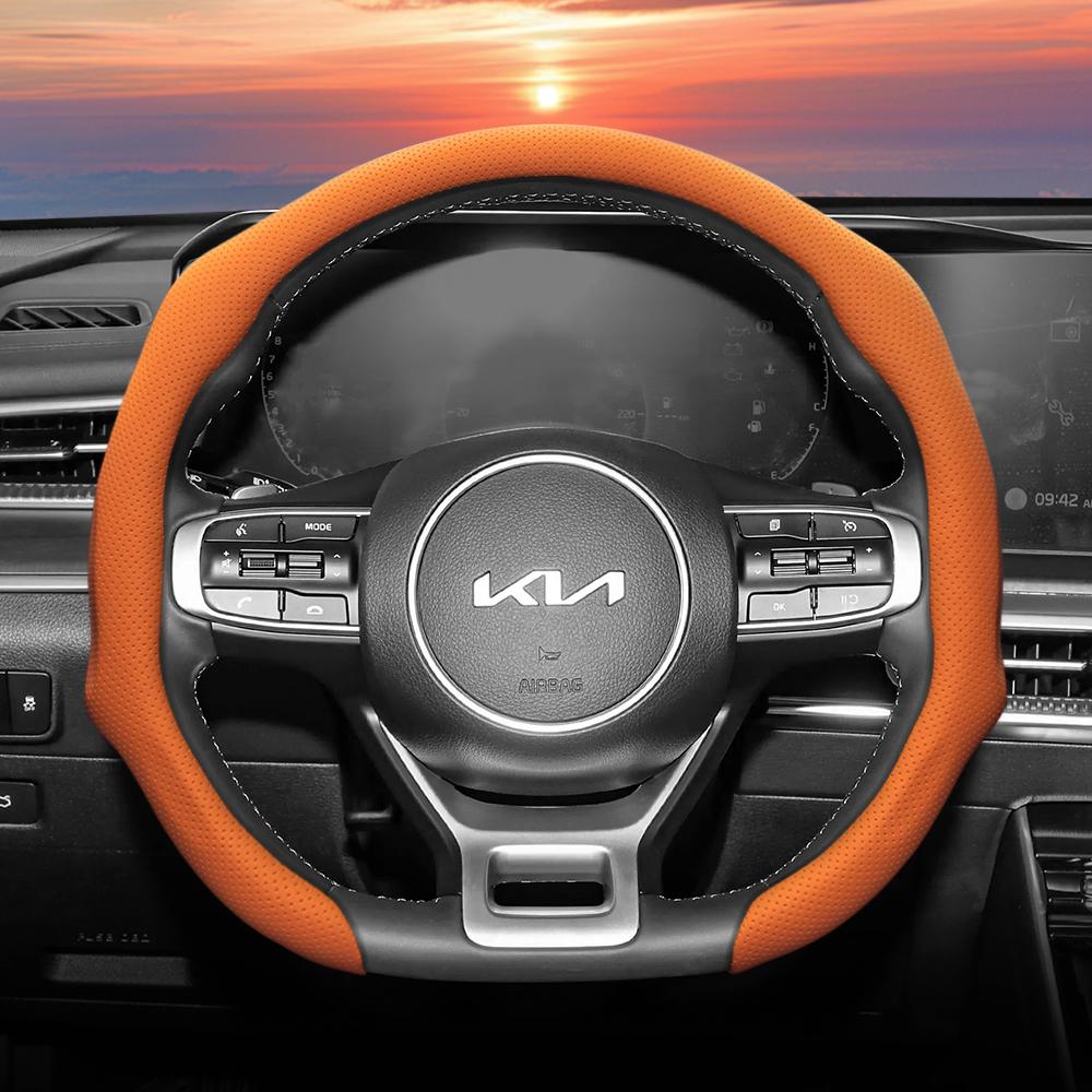 Suitable for Kia Perforated Leather Steering Wheel Cover, Non-Slip, Sweat-Absorbent, Breathable, Integrated Protective Case Sportage K5 Seltos Forte
