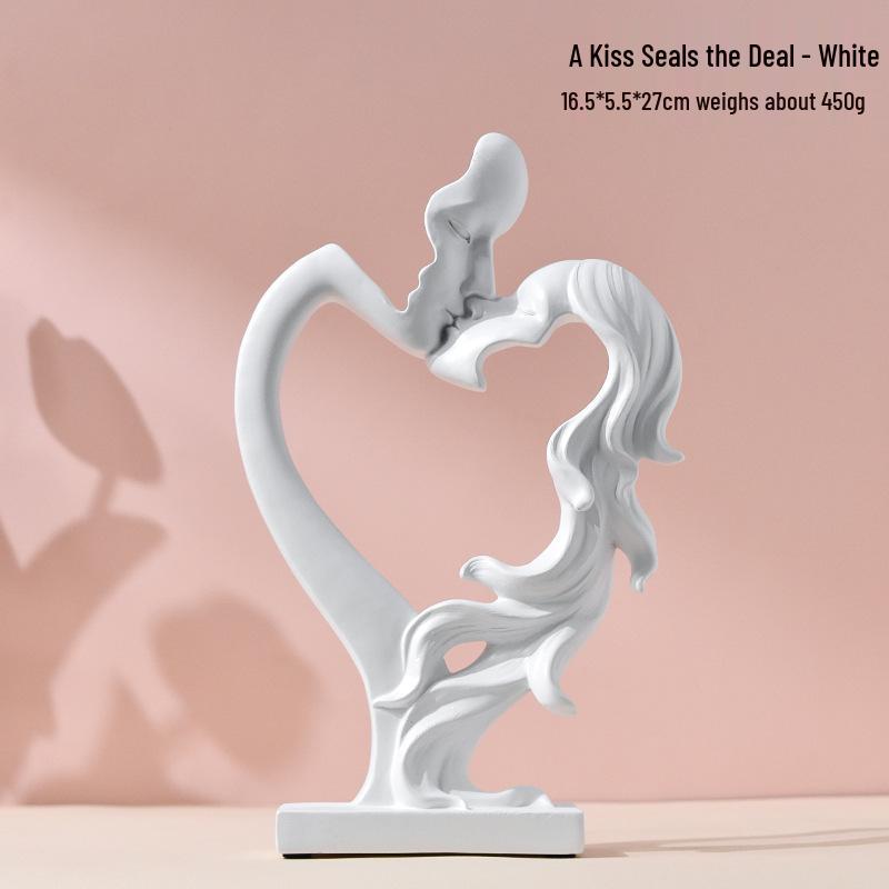 Nordic Light Luxury Couple Statue - Resin Ornament for Living Room or Bedroom Decor