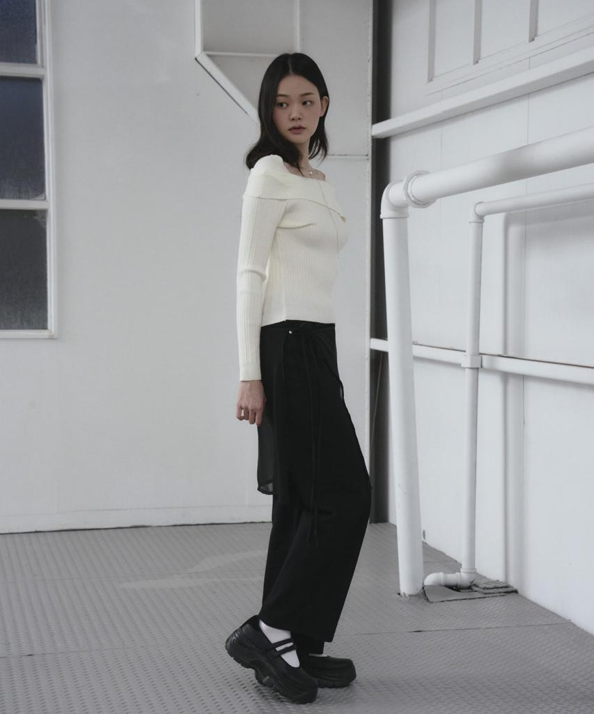 THE GREEN LAB Off-Shoulder Slim Ribbed Knit [Black]