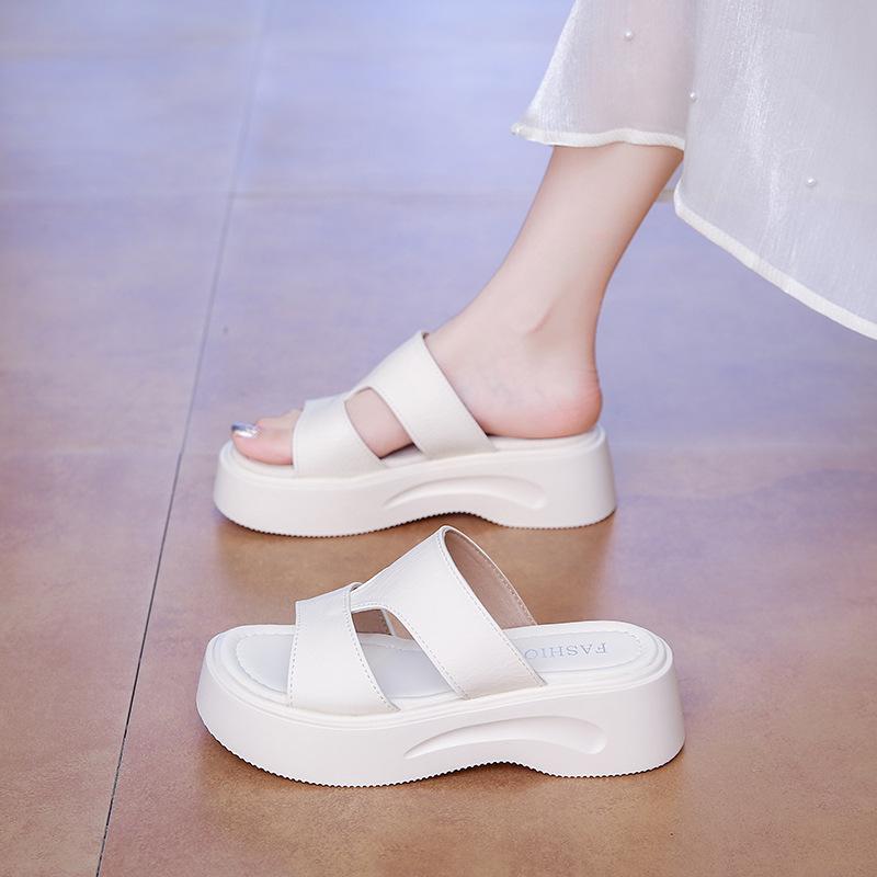 

Thick-soled cool slippers women s summer 2025 muffin soft bottom heightened non-slip casual beach shoes popular one-word drag women 35 бежевый