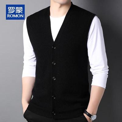 Varma kläder – Stickade västar