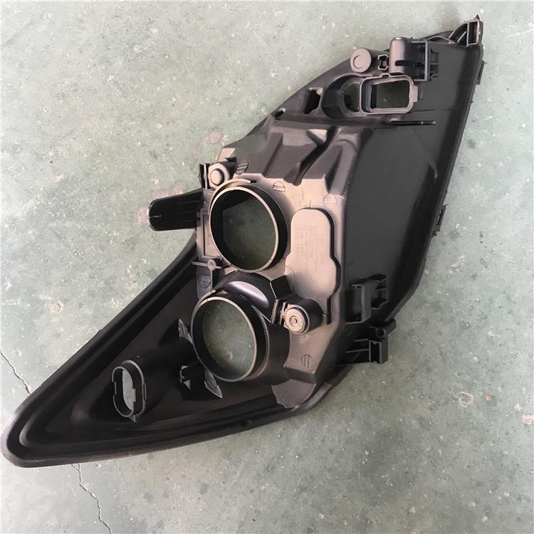 Headlight Back Cover & Lens for 09-11 Ford Focus and 10-11 Classic Ford Focus