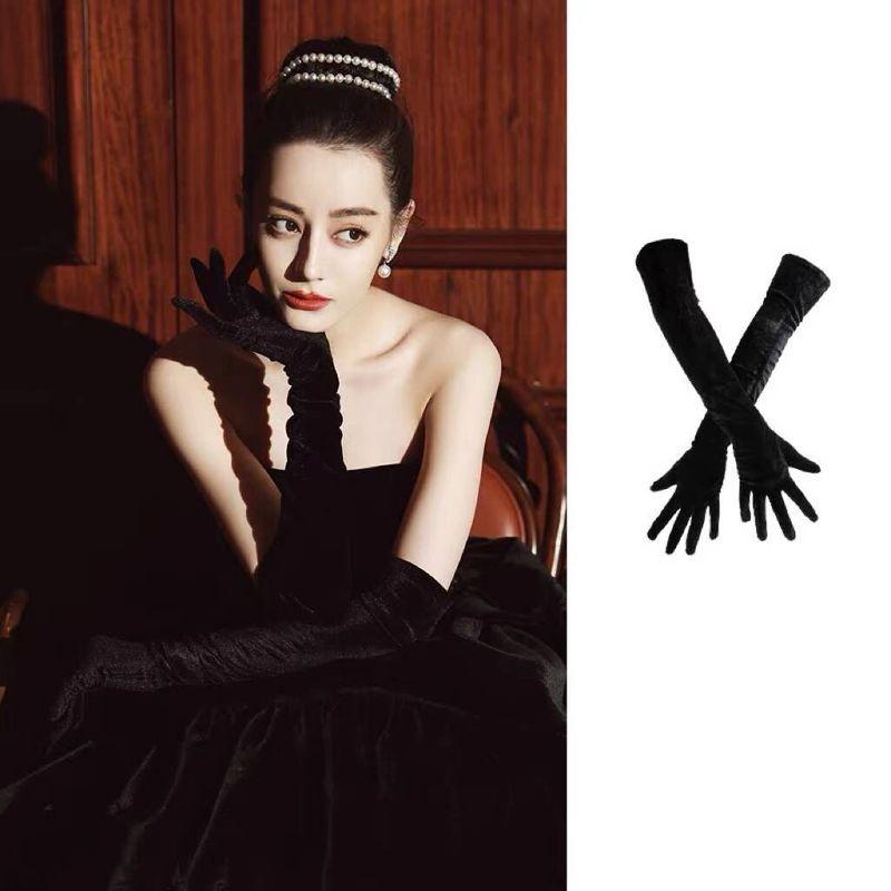 

Black Velvet Gloves Ju Jingyi Same Hepburn Style Bride Photo Banquet Accessories Birthday Dress Gloves Long Black velvet with hot bar