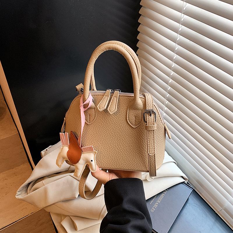 Bowling Bag Shell Bag High Sense 2025 Fashion Versatile Niche Messenger Handbag Shoulder Bag