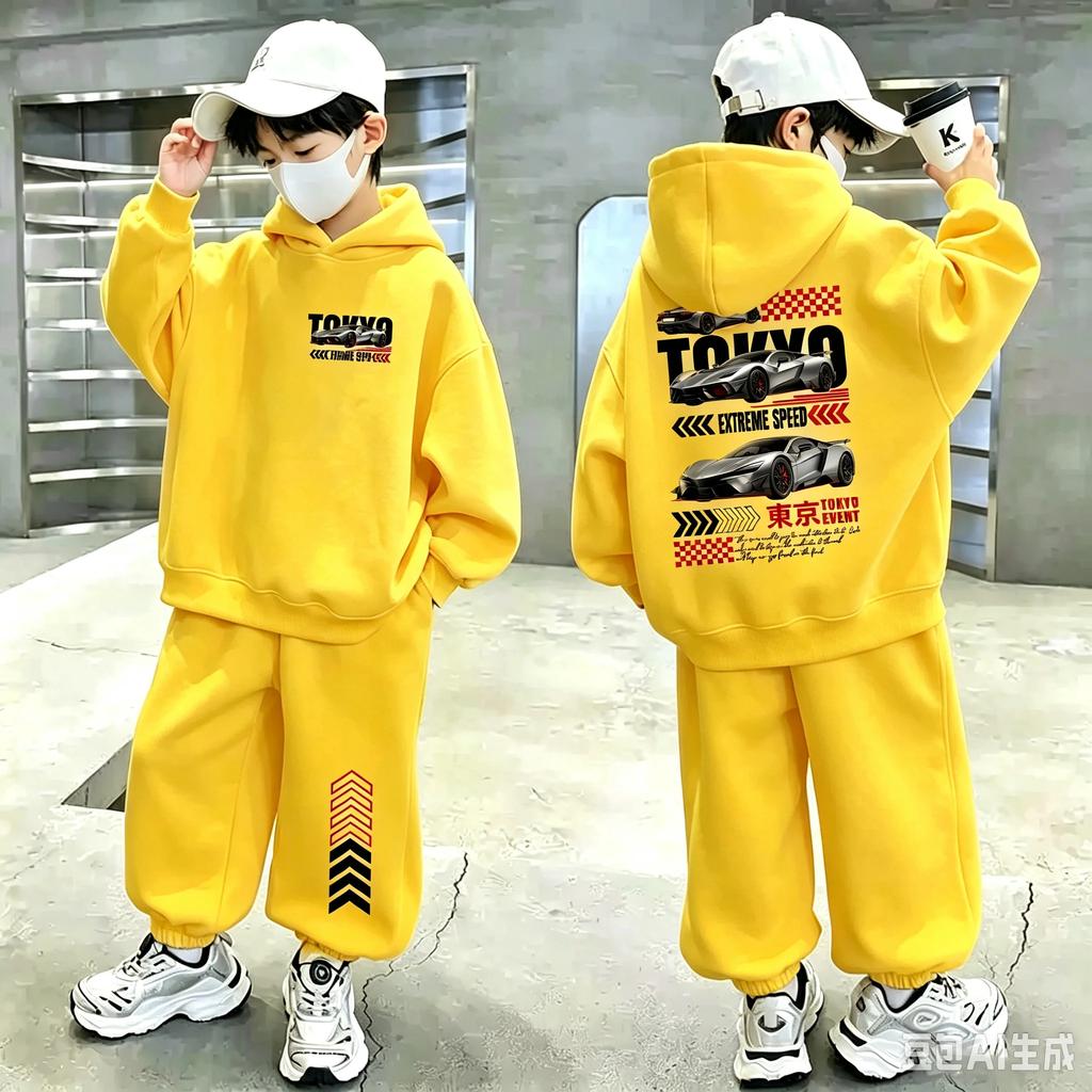 Athletic Set for Boys and Girls (autumn/winter)—a Two-piece Outfit Featuring A Long-sleeved Hoodie and Fleece-lined Pants.