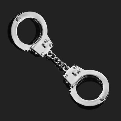Creative Personality  Simulation Handcuffs Keychain Metal Handcuffs Keychain Pendant Small Gift