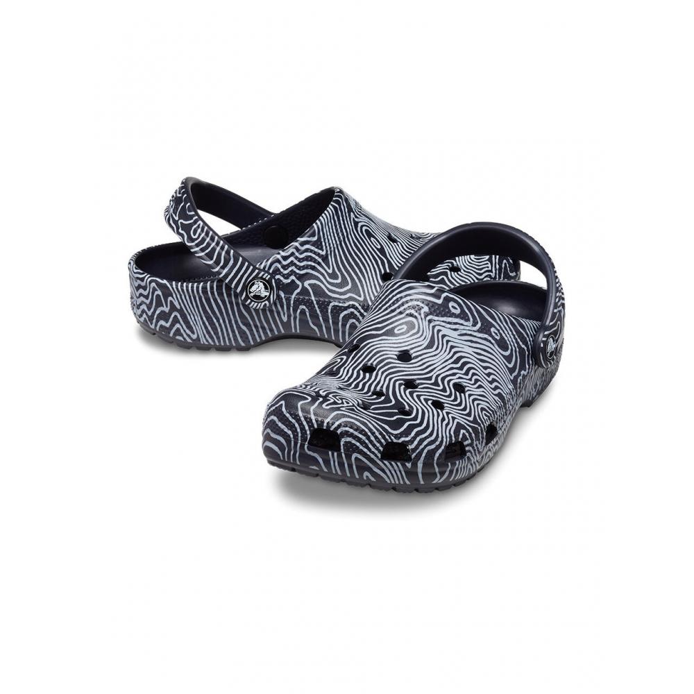 

Crocs Common Classic Tographic Clog Dnm 23sucl208263 DEEP NAVYMulti Z4LF/230