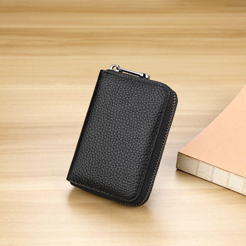 

Ultra-Thin Minimalist Anti-Demagnetization Card Holder with Large Capacity for Men and Women