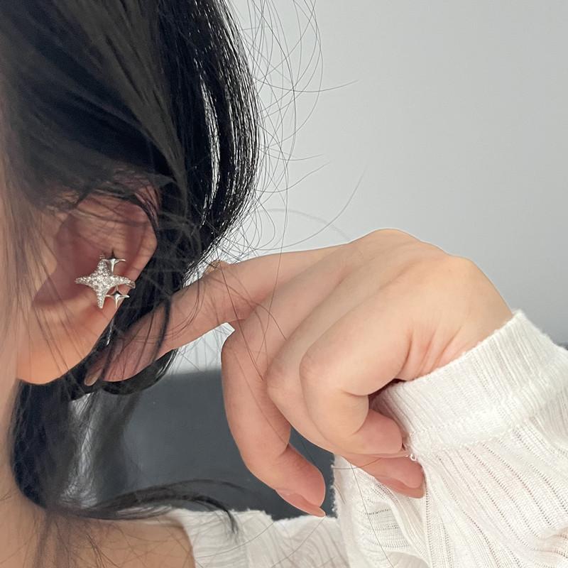 

Звездная клипса на козелок женская, легкая роскошь, циркон, новый нишевый дизайн 2025, ощущение высокого класса, клипсы-серьги