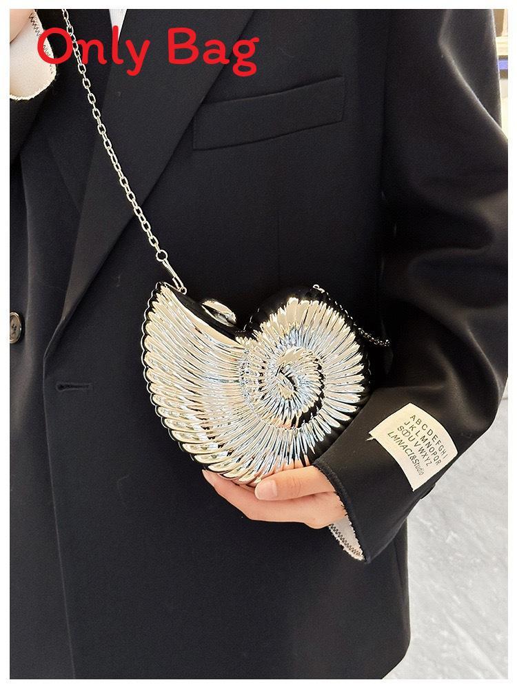 Acrylic Shell Clutch Bag With Lock Closure For Daily Fashion Events