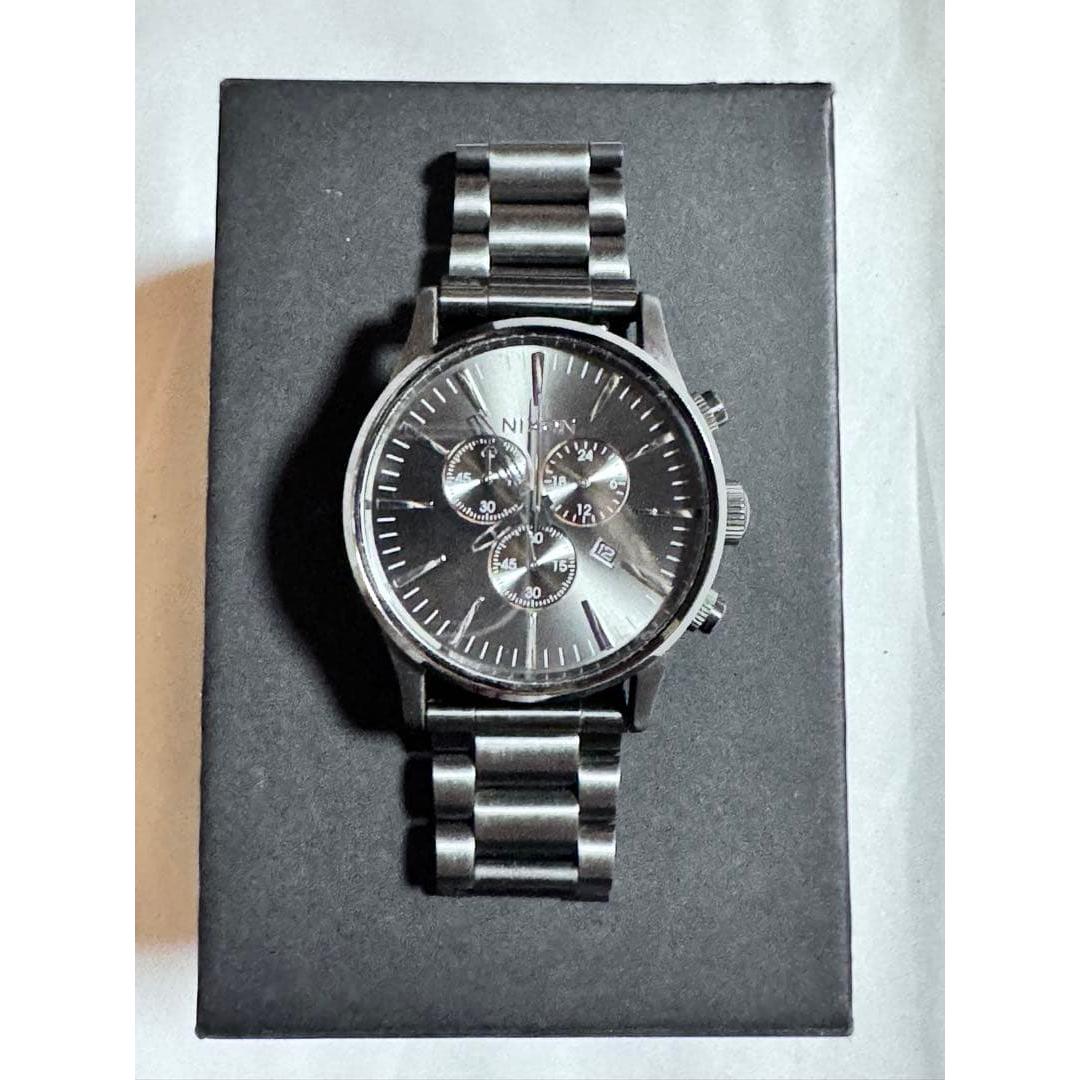 Used NIXON Chronograph SENTRY Battery replaced Complete with accessories
