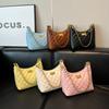 Spring New Diamond Chain Underarm Dumpling Bag Women's Large-capacity Portable Shoulder Bag