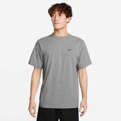 Nike T Shirts Men s Gray Crew Neck Moderate Straight Fit S