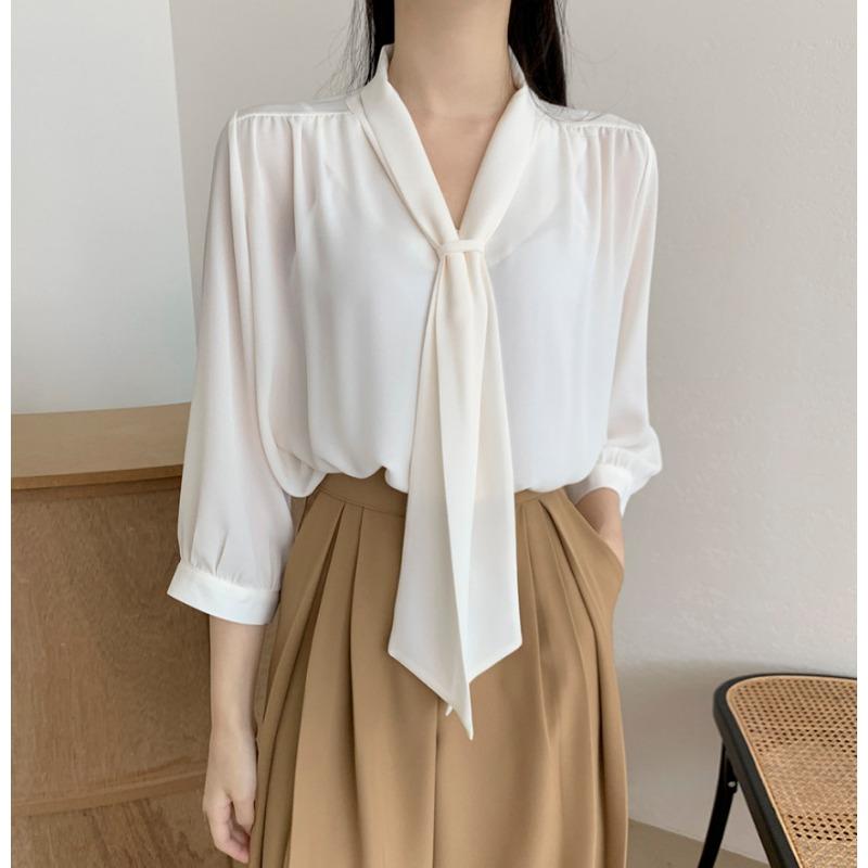 

Элегантные рубашки из шифона с рукавом три четверти, новые весенне-осенние свободные простые офисные женские блузки с V-образным вырезом и воротником-стойкой, плиссированные однотонные верхние одежды 1998 г. One Size слоновая кость