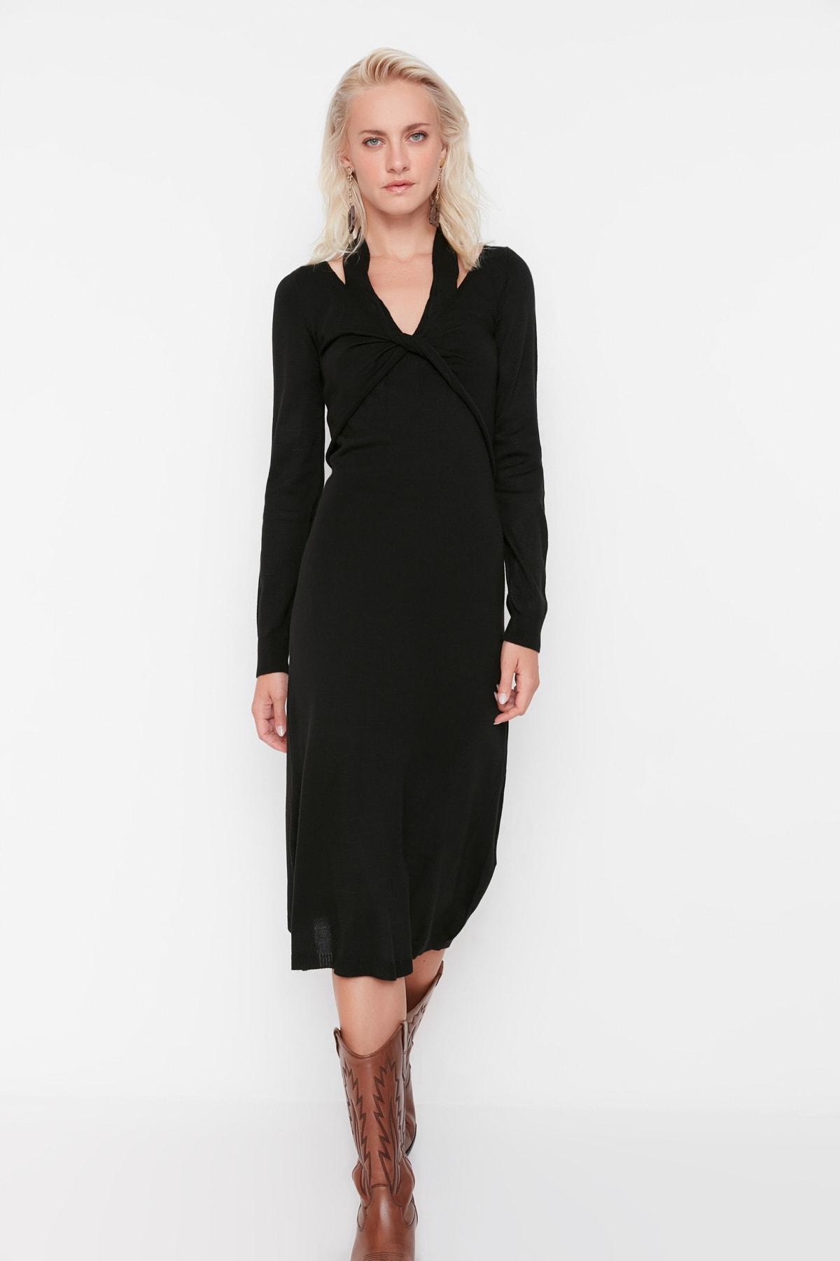 

Платье - Черный - Базовый