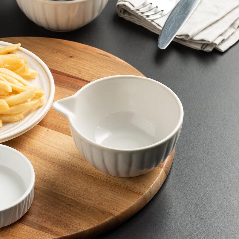 Dairuien Japanese Ceramic Spouted Serving Bowl Set