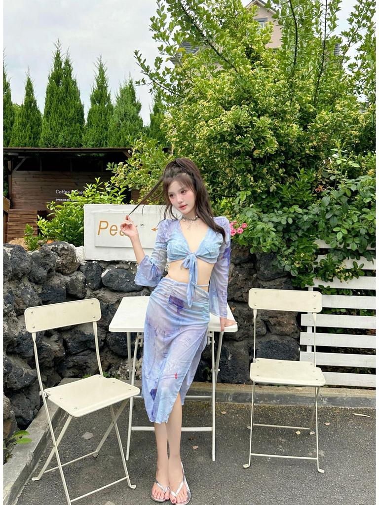 Vierteiliges Bikini-Set im koreanischen Stil: Reines Verlangen Langarmkleid für Strandurlaube