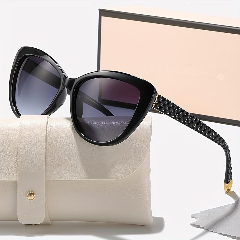 INS Vintage Cat Eye Sunglasses Women Flower Frame Gradient Sun Glasses Female Brand Designer Retro Shades Fashion Oculos De Sol
