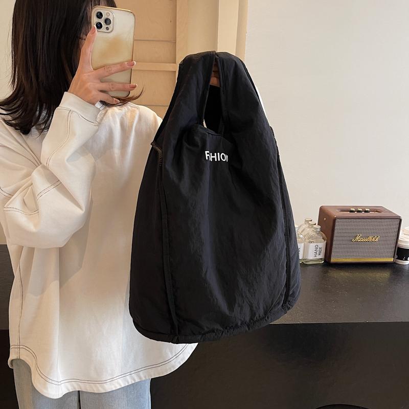 Nylon Backpack New Women'S Backpack Business Casual Large Capacity Computer Bag Simple Travel Backpack