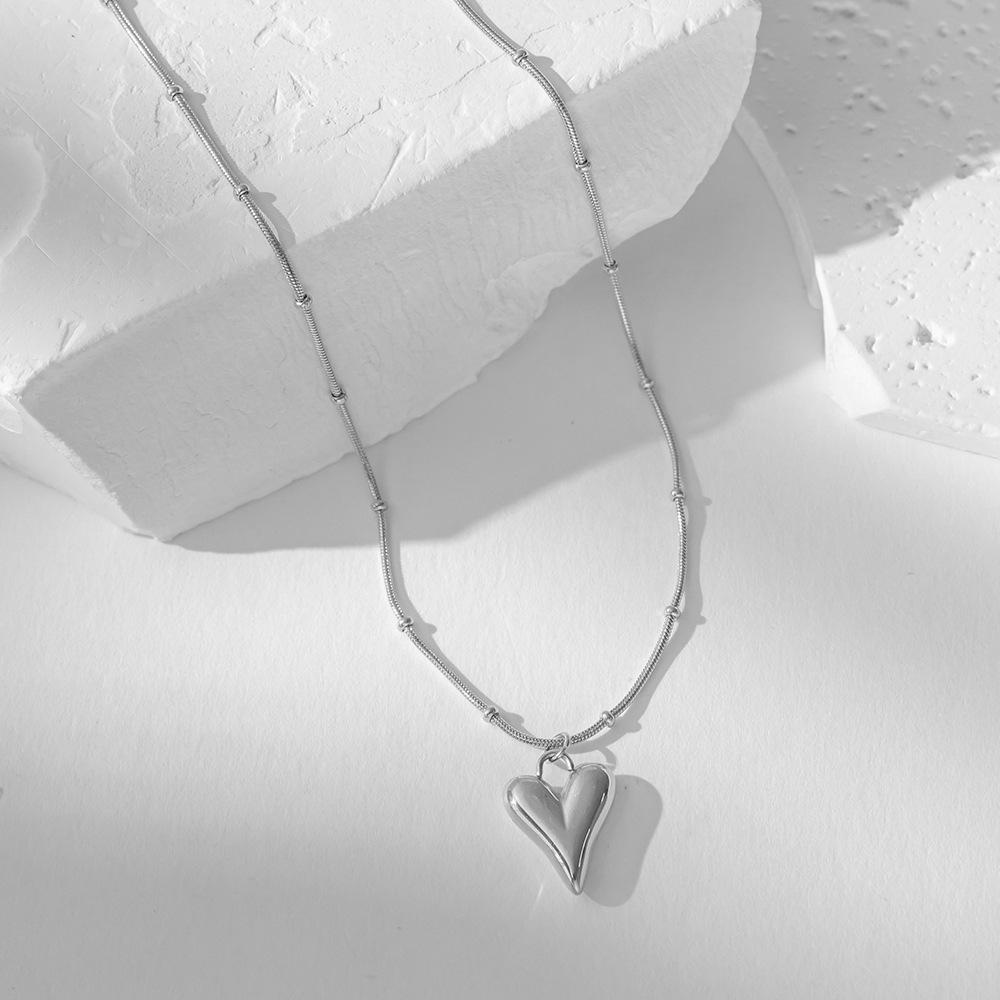 

Yi Cen Peach Heart Titanium Steel Necklace: 2024 Summer Light Luxury Women s Clavicle Choker