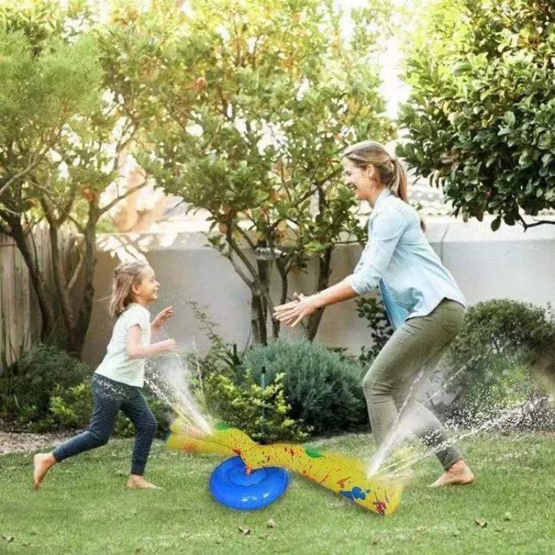 Rotating Water Spray Stick for Children’s Outdoor Play – A Water Spray Stick Designed for Use On Outdoor Lawns